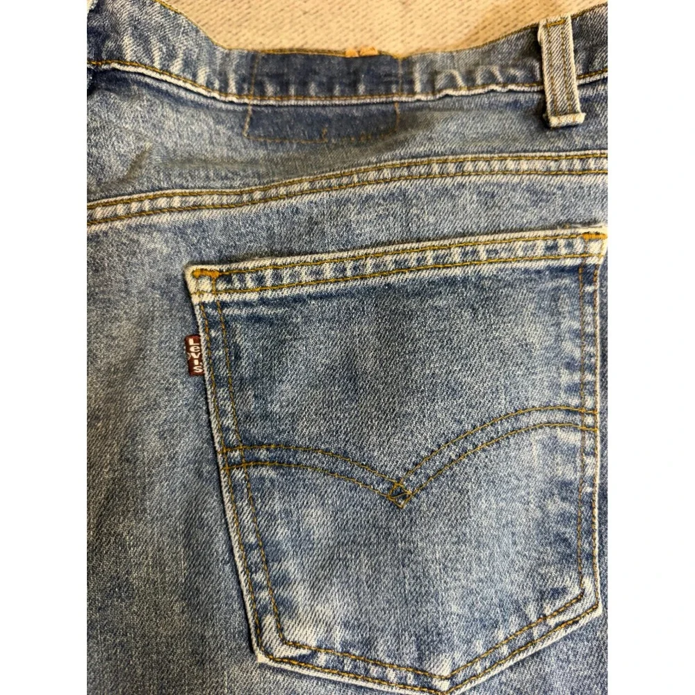 Levis 509 Jeans Mens 42x32 Medium Wash Straight Leg Vintage USA Made